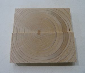 Jaarringen, 2018, 11x10,3x1,8 cm, hout